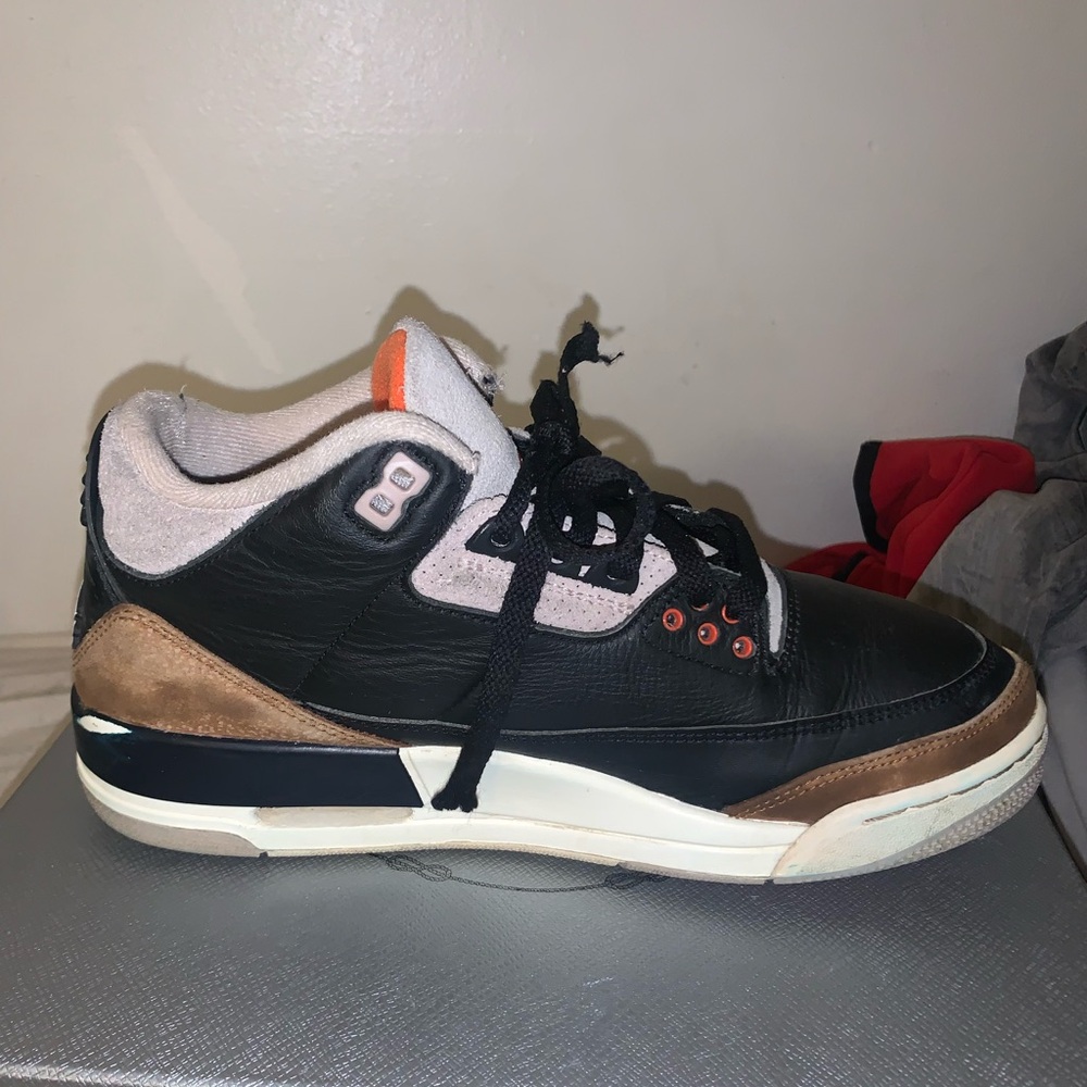 Jordan 3s